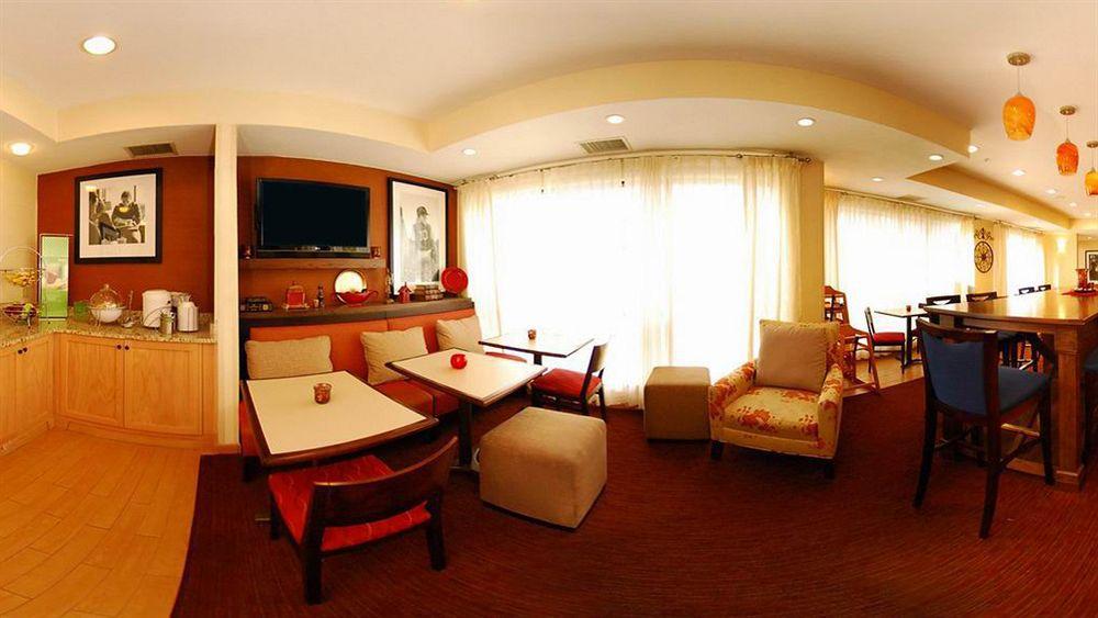 Hampton Inn Zanesville Eksteriør bilde